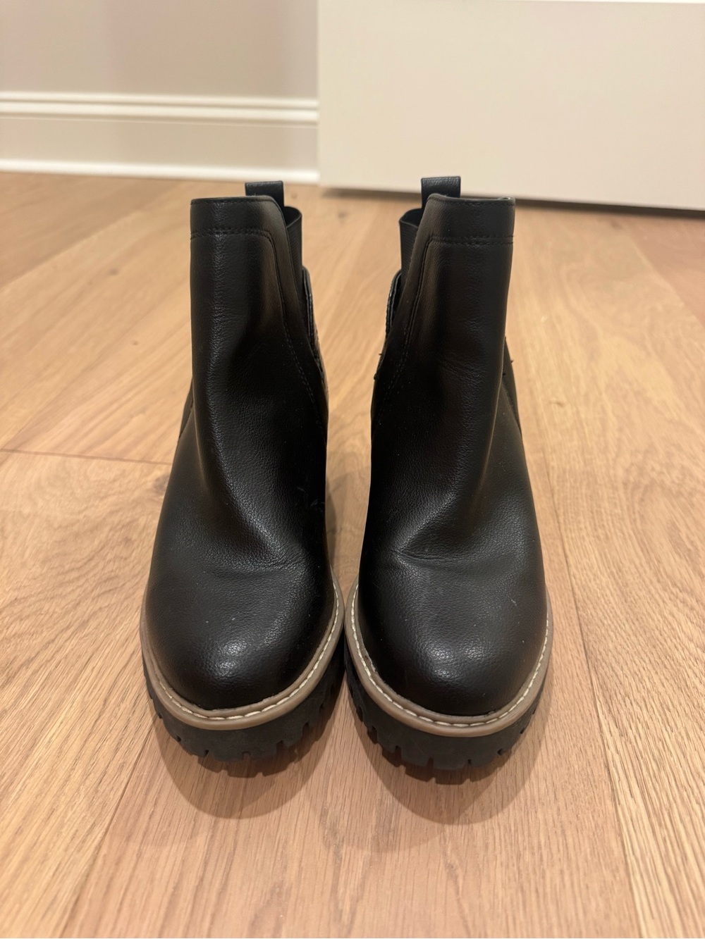 Dolce Vita Black Leather Chelsea Ankle Boots